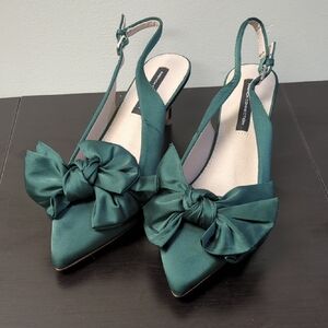 NWOT French Connection Emerald Green Slingback Heels with Bow